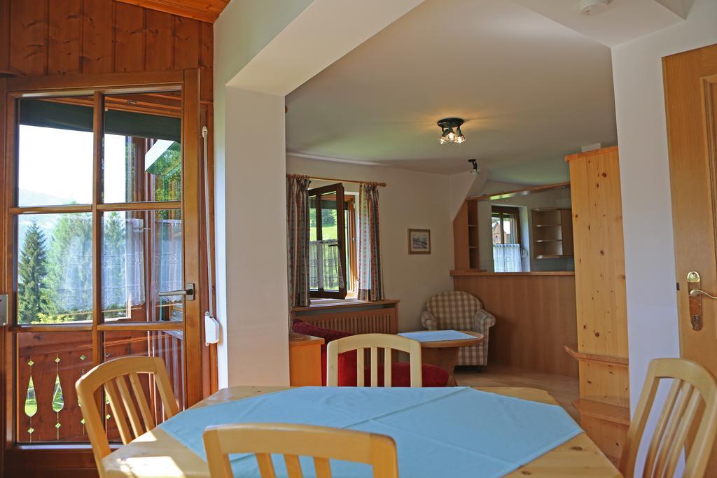 Appartementhaus Wehrenfennig Gosau Phòng bức ảnh