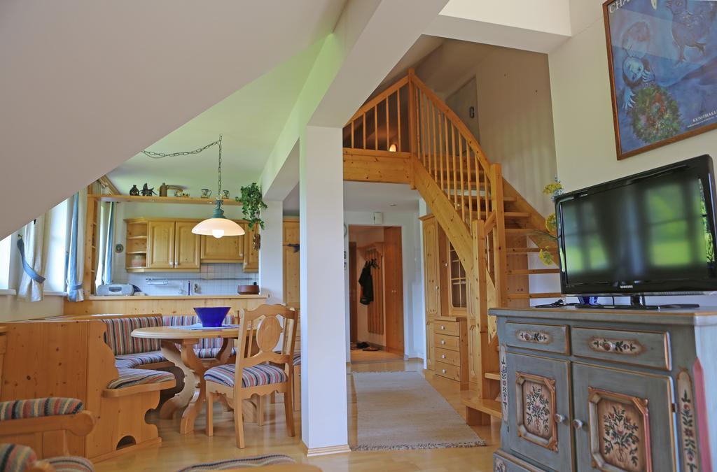 Appartementhaus Wehrenfennig Gosau Phòng bức ảnh
